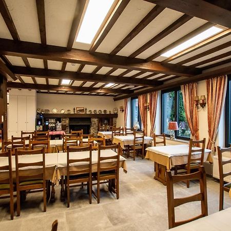 Auberge Le Vieux Moulin Poupehan エクステリア 写真