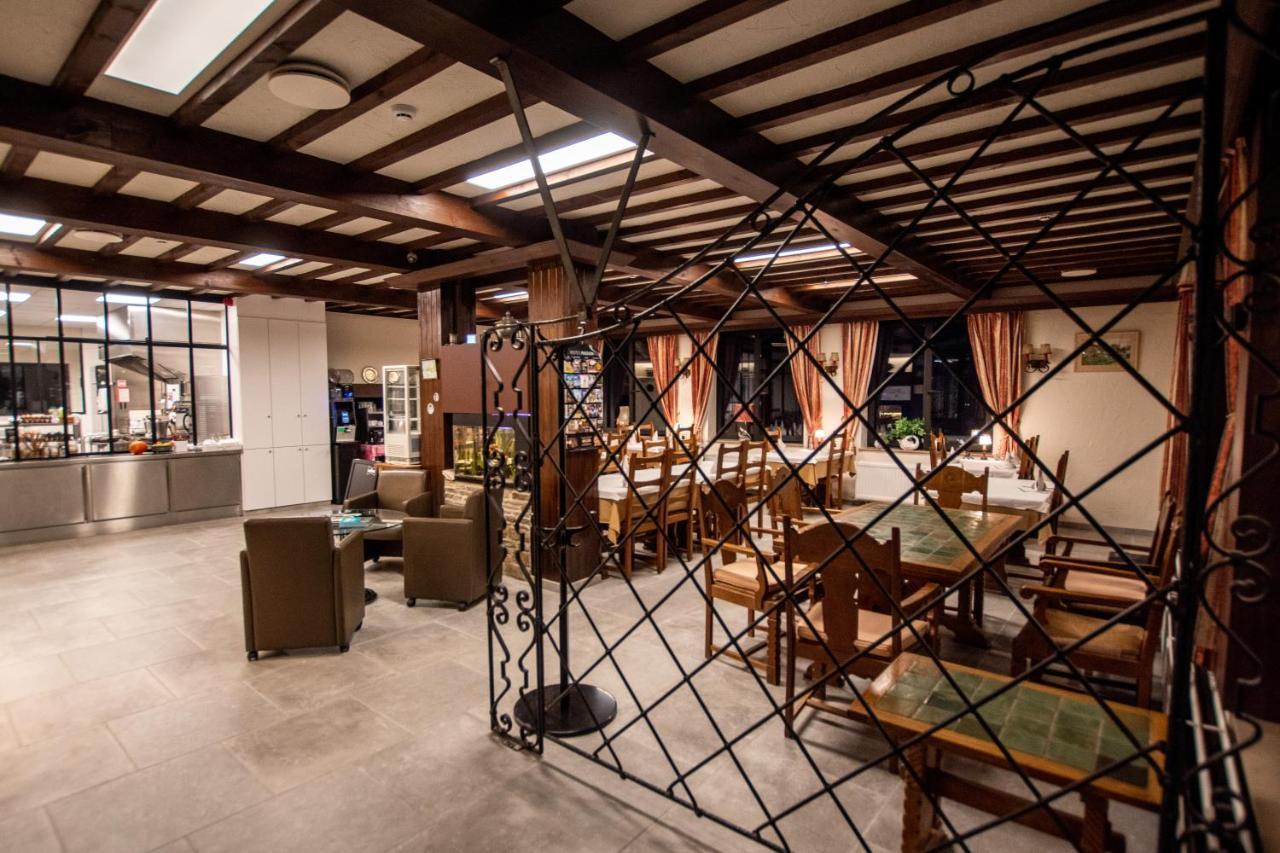 Auberge Le Vieux Moulin Poupehan エクステリア 写真