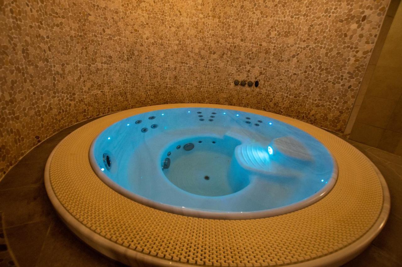 Auberge Le Vieux Moulin Poupehan エクステリア 写真