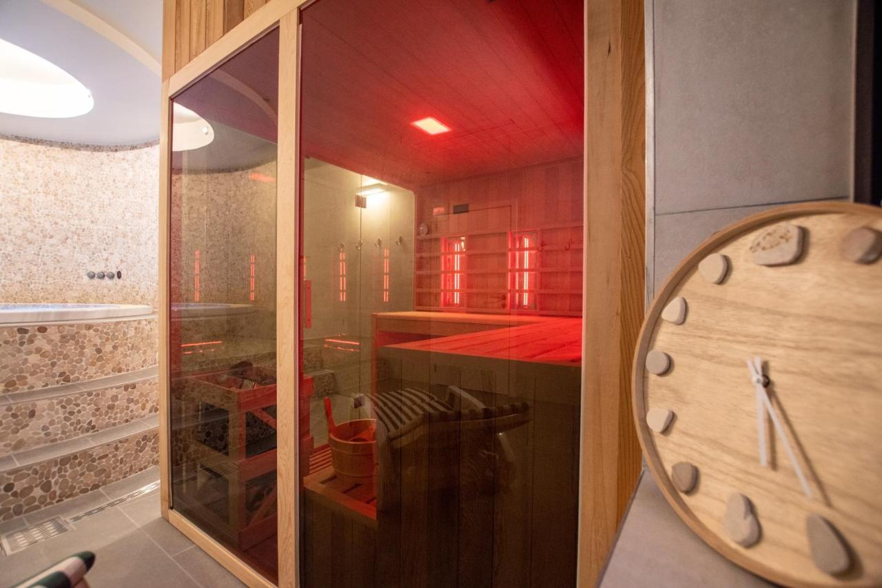 Auberge Le Vieux Moulin Poupehan エクステリア 写真