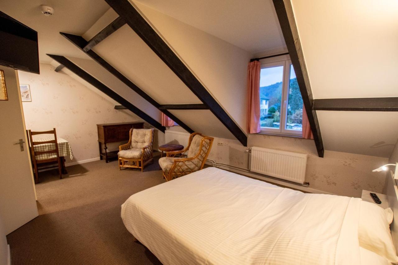 Auberge Le Vieux Moulin Poupehan エクステリア 写真