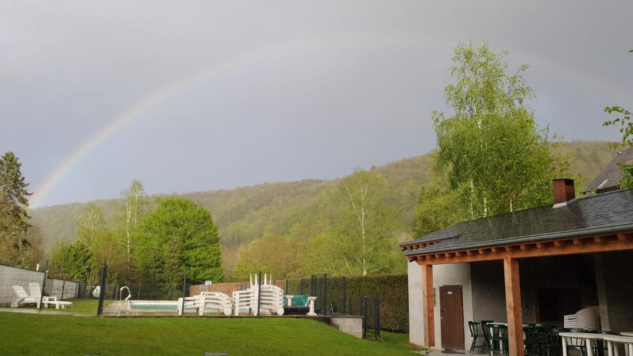 Auberge Le Vieux Moulin Poupehan エクステリア 写真